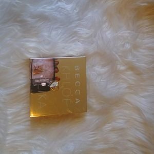 Khloe &Malika Becca Becca 90&